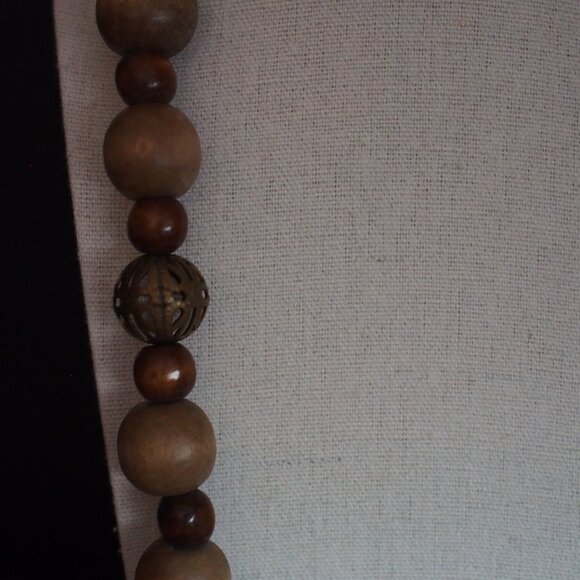 Chunky Wood Bead & Metal Necklace - Picture 3 of 4